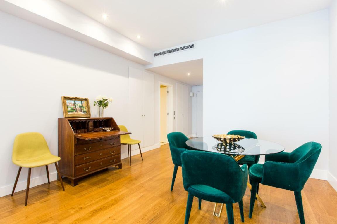 Your Home In Palacio Do Bairro Alto 리스본 외부 사진